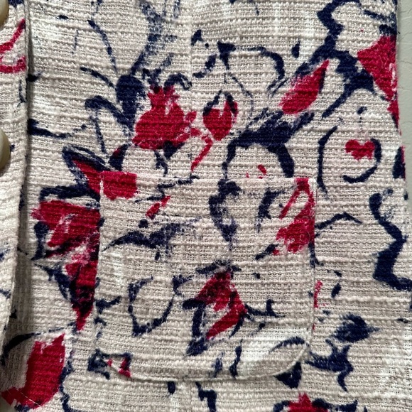 Coldwater Creek Women's Gray and Red Structured Button Up Top Size Petite 6 - Picture 6 of 6